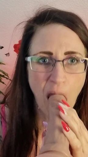 Userwunsch: Blowjob & Eier Lecken + Dildo