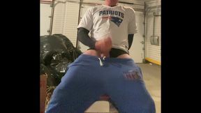 Dilf Jockdad87 Shoots a Load in the Garage