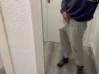 Es mi espejo de la casa preferido, tengo que correrme en él