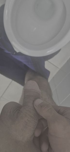 Who Loves Piss
