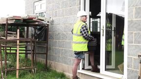 Builder's wives get fucked hard by huge dongs
