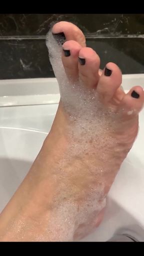 Footfingers Dansing