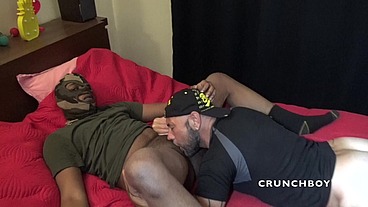 AMATOR SEX WITG EBONY FTM TRANSBOY