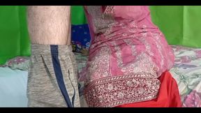 Hot Parosan Muslim Bhabhi Used to Play with My Indian Fat Cock