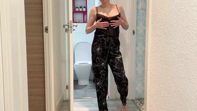 Masturbation in the shower ended in huge orgasm ! Erotic shower with golden shower !