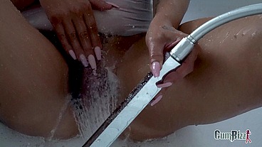 get wet with me and cum hard