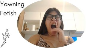 Yawning before bedtime