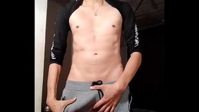 Tutorial para masturbarse parado y alcanzar el orgasmo