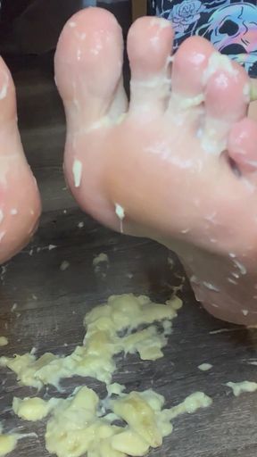Squishing Bananas Under My Bare Feet Food Fetish Sploshing