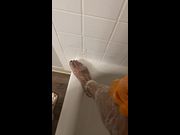 Morning shower toes