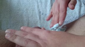 pflegerisch erregende rasur vom arschloch und hodensack