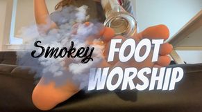 Enchantrix’s Smokey Foot Worship