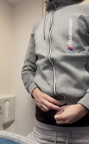 First Batch of Smaller Videos! Jerking off on a Plane