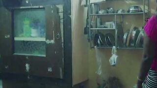 Big Boobs Jhuma Aunty Ki Chudai Kari Padosi Ladke Ne Kitchen mein