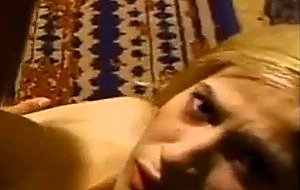 Skinny blonde ts likes threeway fucking