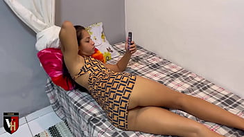 Hot Brazilian girlfriend puts on a show