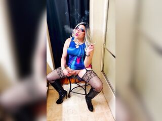 Charming Marilyn Masturbation Cum Smokin' Fetish