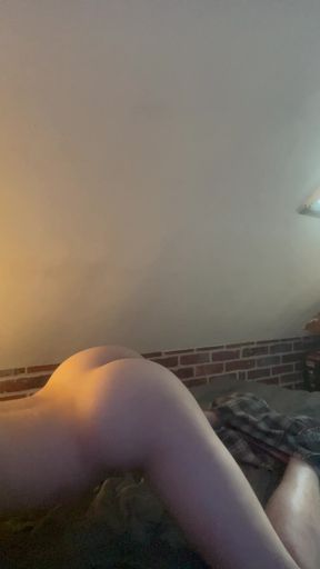 Solo teen bisexual plays with shaved tight ass