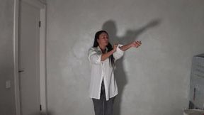 Belly dancing and a wet belly from drooling 2dd