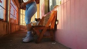 Coming in from jogging and these shoes and socks have a very sharp and strong odor (7)