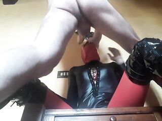 Laura On Heels wears leather body, boots over the knees and pantyhose. Rough oral job creampie