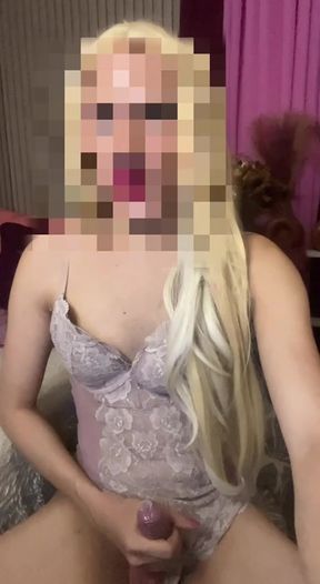 Condom cumshot
