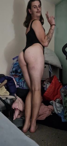 Amateur homemade solo shemale posing in a body suit then stripping off to start getting nasty...
