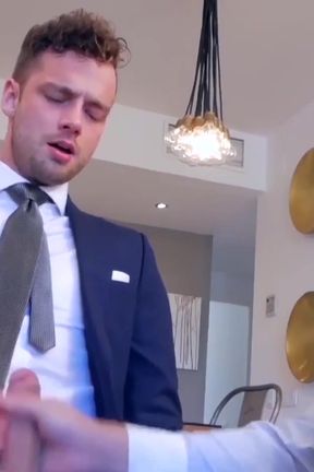 MENATPLAY - Gay hunks Damon Heart and Logan Moore anal breed