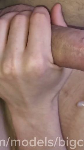 A lost young man gave his ass to a traveling courier, there's a lot of cum!   Clip 2