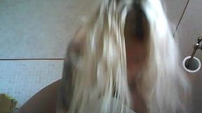 i m constipated: i push, i push but it comes out only pee ... but the ass widens and ...