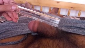 I measured my boyfriend's small dick and humiliated him🤭. Guess what was his cock size? 🤏🏻