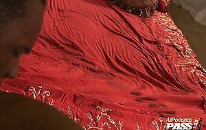 Gianna Michaels Interracial Fuck Feat