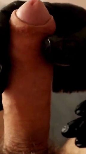 Mistress in Lates Gloves Handjob