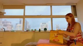 Farting POV eating, by Manu Albertine and Lolah Vibe, FULL HD