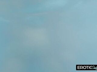 Grandpa Fucks two Young Harlots in the Sexy Tub