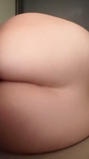 Step sister woke up with wet pussy   Clip 3