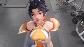 Anran - Training her Thighs with a Dick in the Gym