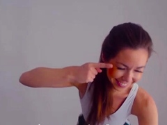 Amateur Webcam Babes Going Solo