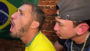 torcedores aproveitando intervalo do jogo pra meter gostoso. - part01