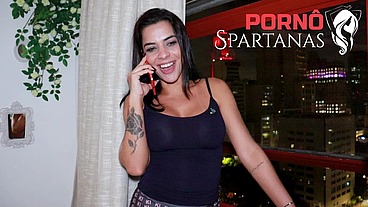 Minha Tia, Thay