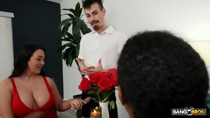 The Perfect Anniversary Gift For Her