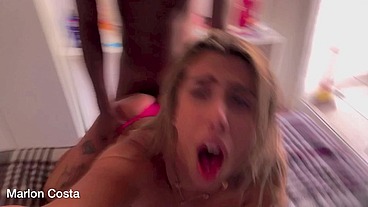 Meti no pelo no cu da minha namorada e não resisti.. gozei dentro - A Safadinha do Forró