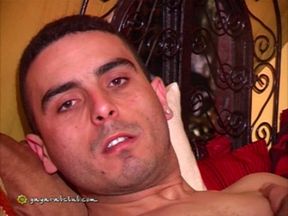 Nader, moroccan gay boy, wanks his dick for you