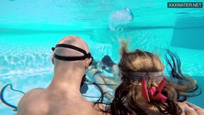 Eva Sasalka & Jason being watched underwater while fucking