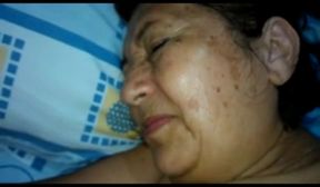 Colombian granny gives up the asshole but cant take the pounding