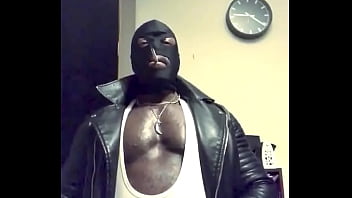 Black Muscle Tits &amp_ Muscle Belly Verbal Smoke &amp_ Exhibition