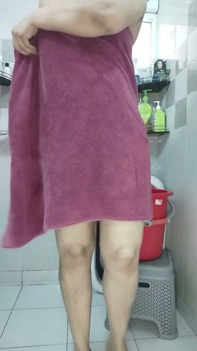 Desi Bhabhi having fun in shower   Clip 2