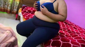 office employee affair with boss & cheat with boyfriend - سكرتيرة مكتب عربية مسلمة جذابة ذات مؤخرة كبيرة وصدر ضخم