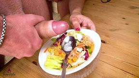 trans schwanz am hotdog tag?! ts dreier in nachbars kuche!