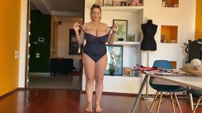 Changing panties 4K
